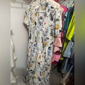 Floral Maxi Dress 👗 Size Large (used) for